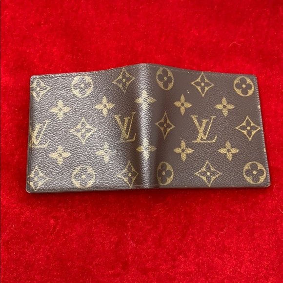 Authentic Louis Vuitton Marco Bifold Wallet - Picture 15 of 15